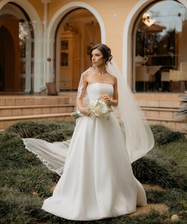 Pronovias