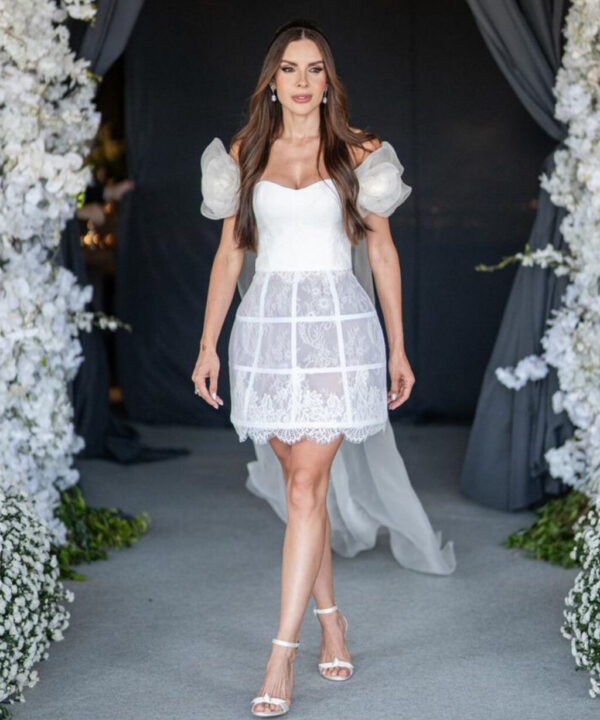 Lethicia Bronstein usado