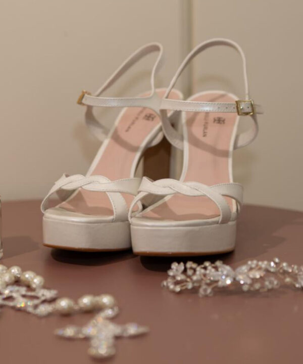 Sapato Gabrieli Furlan usado