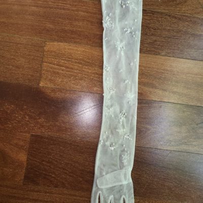 clio-peppiatt-usei-uma-vez-032957 (3)